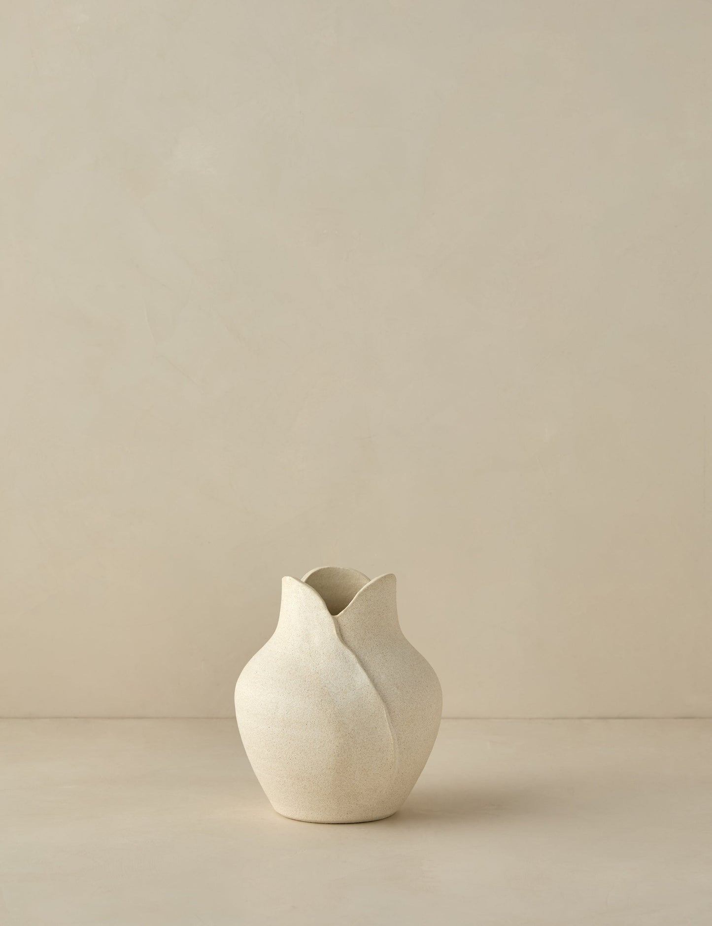 Amelia Vase