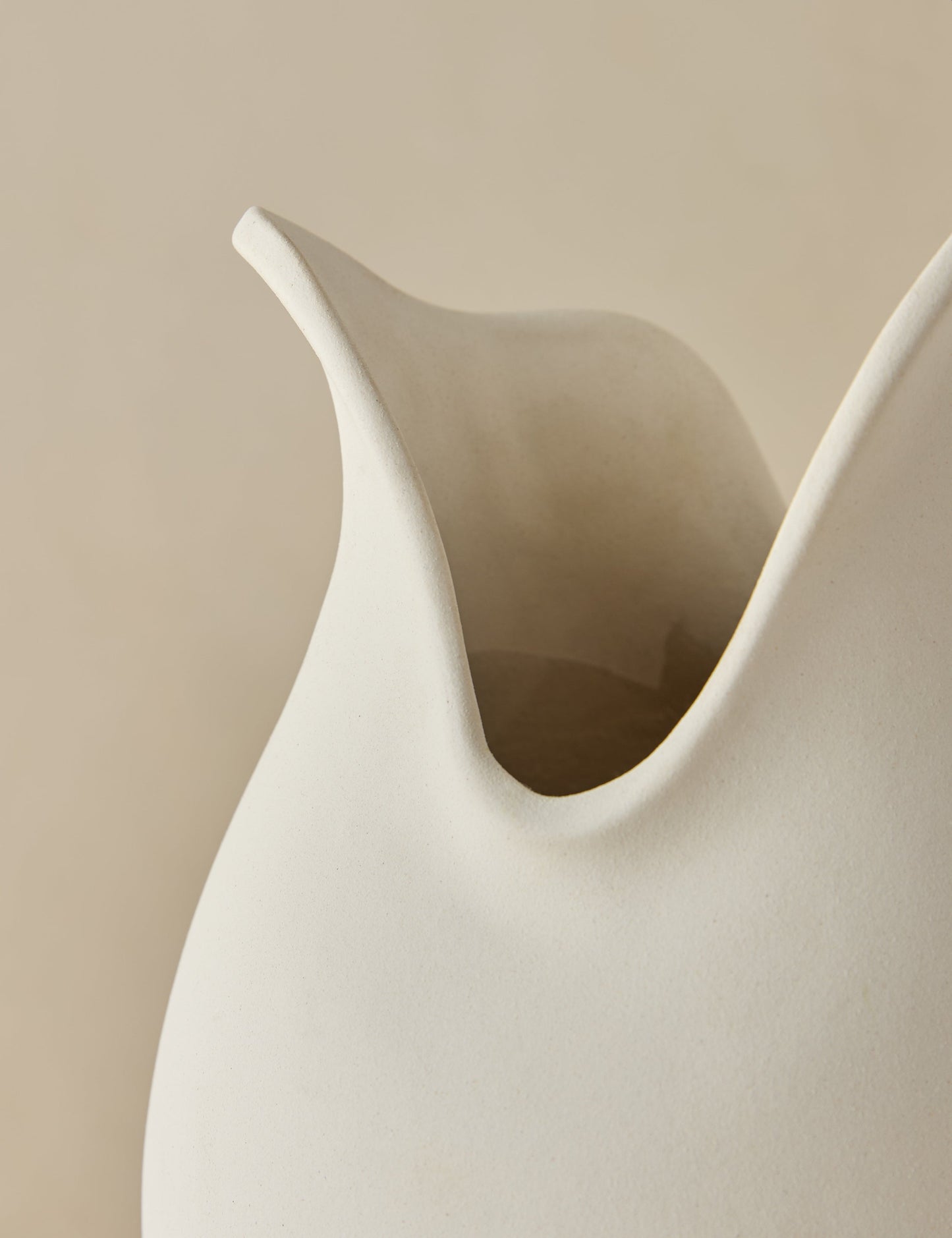 Avayah Vase